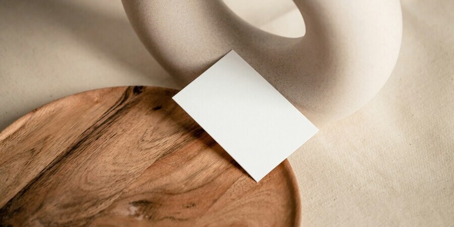 「実はこれ、石なんです」から始まる商談。LIMEX名刺が拓く新しい未来