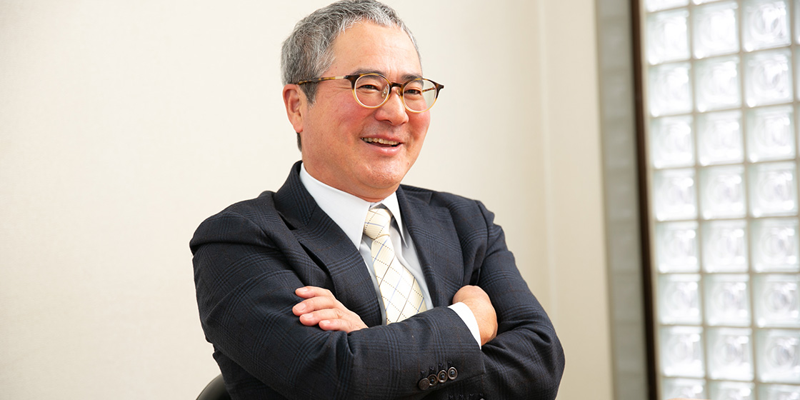 代表取締役社長 荻野隆